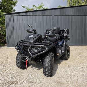 XWolf 700L MUDDY 4x4 EPS metál kék, ajándék hátsó dobozzal